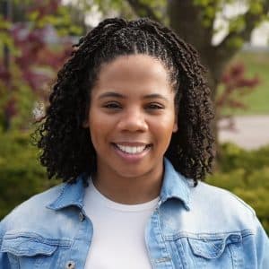 headshot of Deziree Jackson